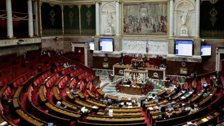 Vue de l'hémicycle de l'Assemblée nationale, le 11 décembre 2025 à Paris