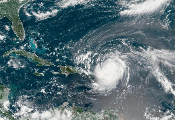 L'ouragan Erin en formation le 16 août 2025, sur une image satellite fournie par les autorités américaines