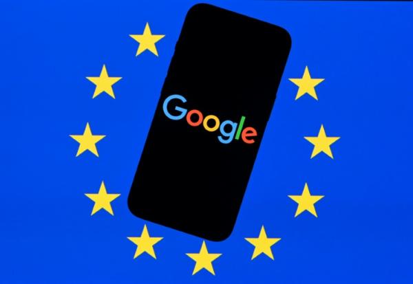 L'UE a imposé jeudi à Google des mesures visant à favoriser la concurrence dans les services de recherche, et à ouvrir Android aux IA développées par ses rivaux, malgré les vives protestations du géant américain