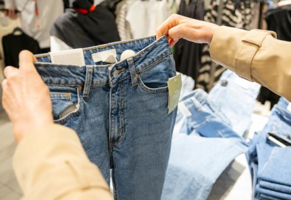 L'"ultra fast fashion" s'impose avec des prix très concurrentiels et un changement incessant des collections