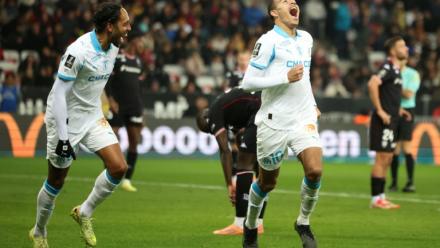 Pierre-Emerick Aubameyang et Mason Greenwood (à droite) ont été les principaux artisans de la victoire de Marseille (5-1) à Nice, le 21 novembre 2025 