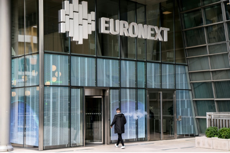 La place parisienne est l'une des seules places européennes à terminer nettement dans le vert jeudi