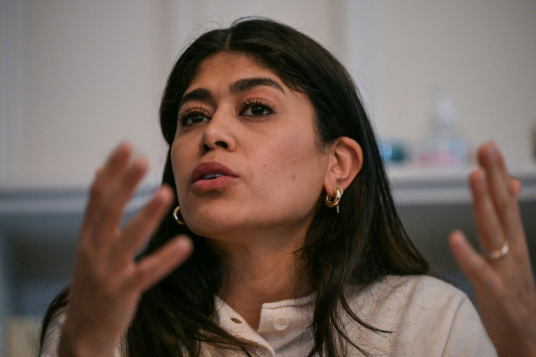 L'eurodéputée LFI Rima Hassan à Paris le 3 avril 2026