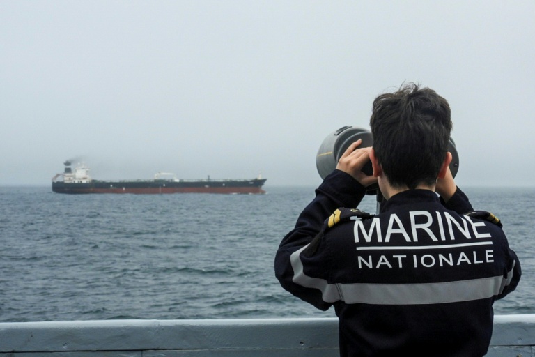 La Marine française observe le pétrolier Le Tagor le 1er juin 2026 dans l'oéan Atlantique