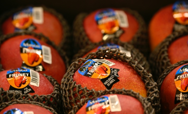 Bruxelles a rappelé de son côté avoir déjà engagé une possible révision de ses règles sur les résidus de pesticides dans les produits importés