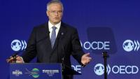 Le secrétaire général de l'OCDE Mathias Cormann s'exprime le 3 juin 2025 au siège de l'OCDE à Paris