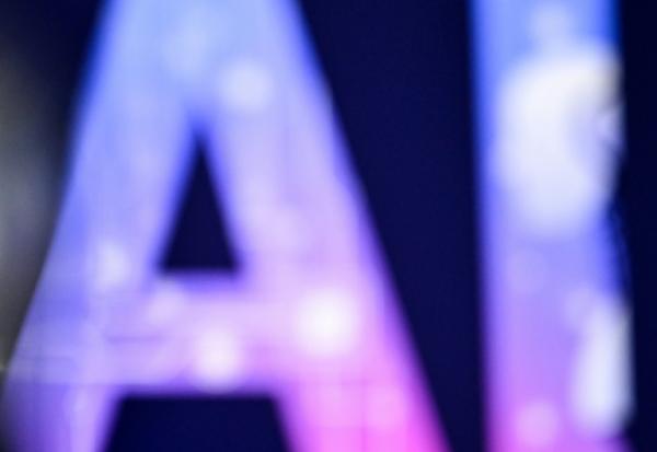 La nostalgie IA, quand de fausses vidéos des années 80 ravissent les réseaux sociaux