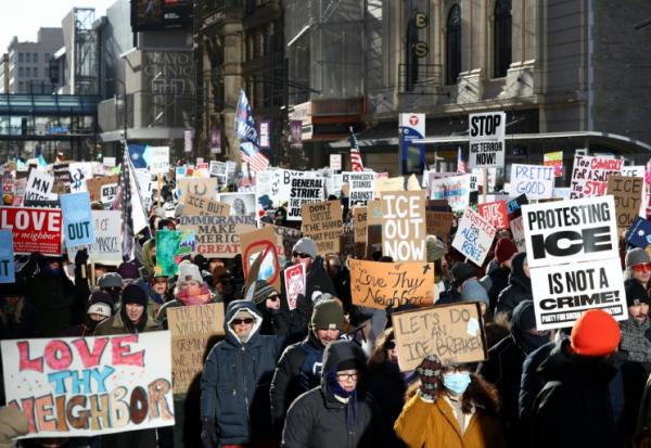 Manifestation contre la police de l'immigration (ICE) à Minneapolis, le 30 janvier 2026 dans le Minnesota