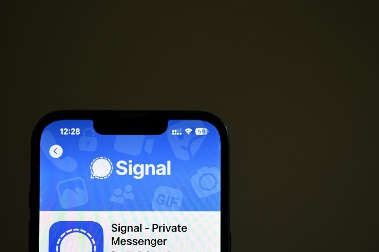 Berlin a attribué samedi à la Russie les attaques répétées de la messagerie Signal, après que plusieurs responsables politiques allemands, mais aussi des diplomates, militaires et journalistes ont vu leurs communications piratées depuis février