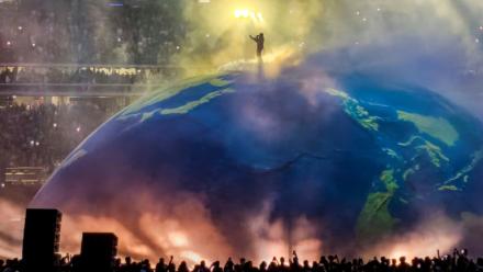 Le rappeur américain Kanye West sur scène au Stade olympique Atatürk d'Istanbul, le 30 mai 2026