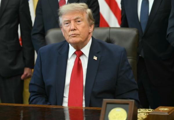 Le président américain dans le Bureau ovale de la Maison Blanche, le 13 juillet 2026 à Washington