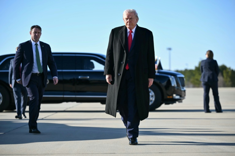 Le président américain Donald Trump, le 13 février 2026 sur le site militaire de Pope Field à Fort Bragg, en Caroline du Nord  