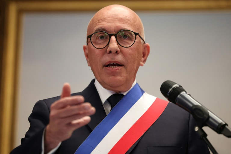 Le nouveau maire de Nice, Eric Ciotti (UDR), lors de son premier conseil municipal à Nice, le 27 mars 2026