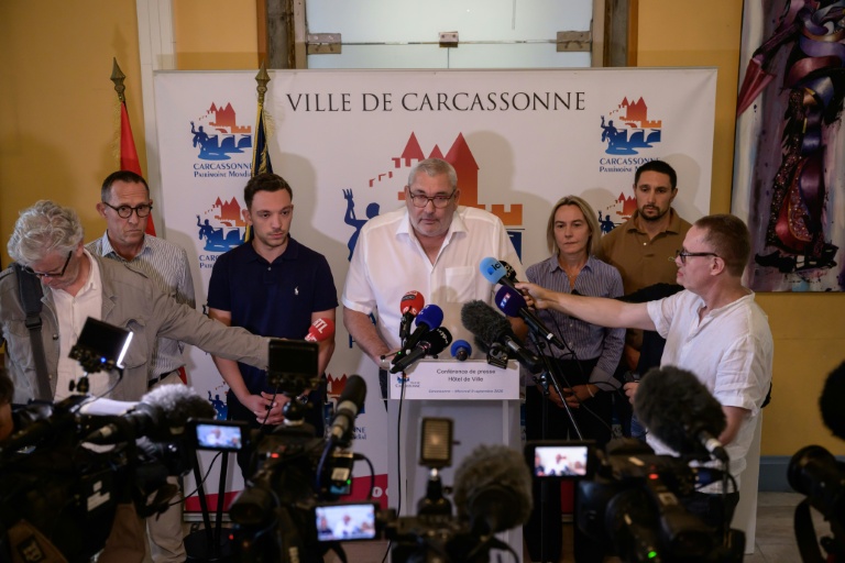Le maire de Carcassonne Christophe Barthes donne une conférence de presse à Carcassonne le 9 septembre 2026