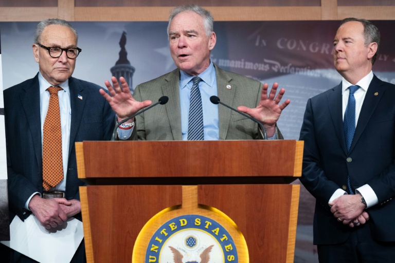 Le sénateur démocrate Tim Kaine, le 8 janvier 2026, à Washington, aux Etats-Unis