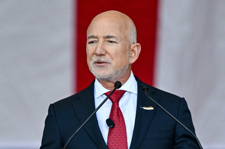 Jeff Bezos, propriétaire du Washington Post, le 2 février 2025 à Cap Canaveral, en Floride