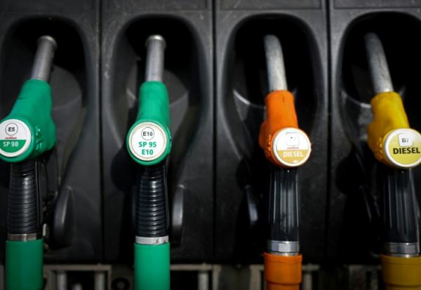 Les carburants sont repartis à la hausse, notamment le gazole qui a passé la barre des deux euros mercredi, sous l'effet d'un regain de tensions internationales