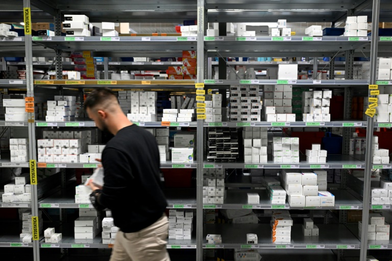 Les pharmaciens européens consacrent en moyenne 11 heures par semaine à gérer les pénuries