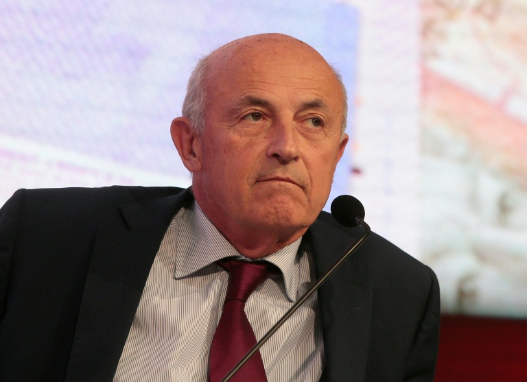 L'économiste français Jean-Hervé Lorenzi participe à la 2e édition du Forum économique de la Francophonie, à Paris, le 27 octobre 2015