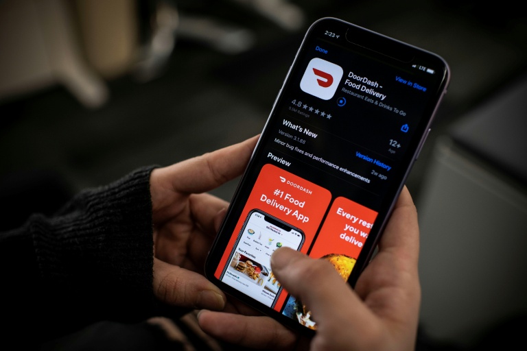 Les clients commandant via Doordash pourront voir la livraison assurée par un véhicule autonome et débloquer l'ouverture du coffre avec leur téléphone