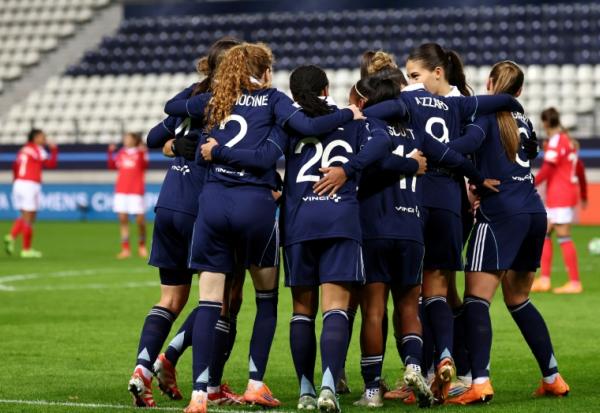 Les joueuses du PFC célèbrent l'un de leur deux buts face à Benfica, le 19 novembre 2025 à Paris