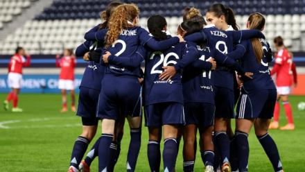 Les joueuses du PFC célèbrent l'un de leur deux buts face à Benfica, le 19 novembre 2025 à Paris