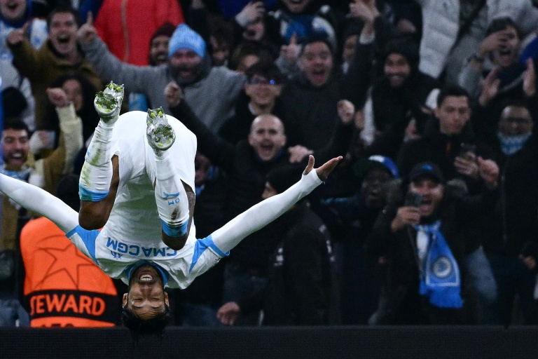 Pierre-Emerick Aubameyang célèbre son deuxième but, celui de la victoire, mardi en Ligue des champions contre Newcastle au Stade Vélodrome.