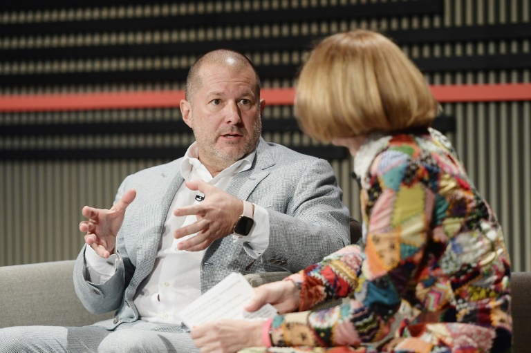 Jony Ive discute avec la papesse de la mode Anna Wintour au sommet WIRED25, le 15 octobre 2018 à San Francisco
