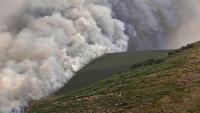 Un incendie de forêt à Castrillo de Cabrera, dans le nord-ouest de l'Espagne, le 16 août 2025