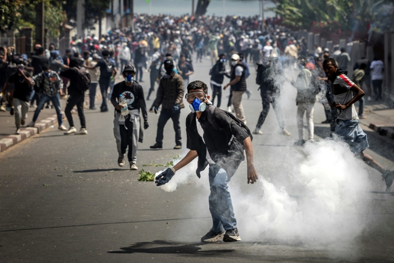 Affrontements entre manifestants et forces de sécurité à Antananarivo, le 11 octobre 2025 à Madagascar
