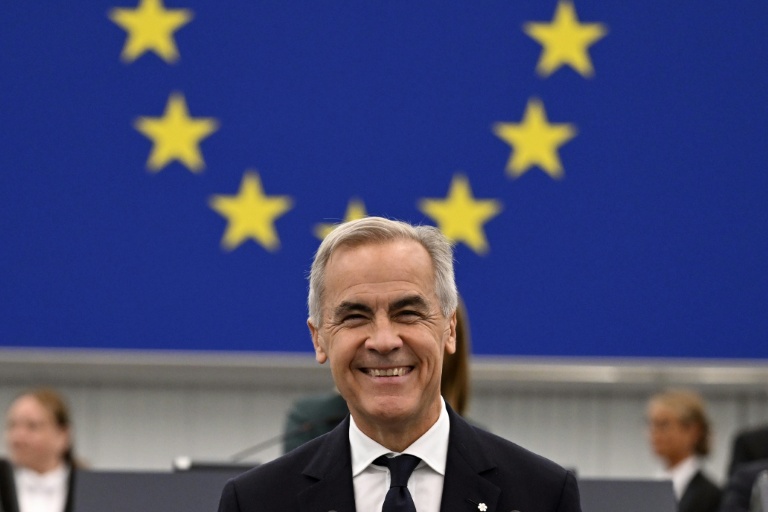 Le Premier ministre canadien Mark Carney lors de son discours devant le Parlement européen à Strasbourg (France), le 17 septembre 
