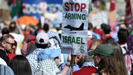 Des manifestants participent au rassemblement "United 4 Gaza !" le 21 juin 2025 à Berlin