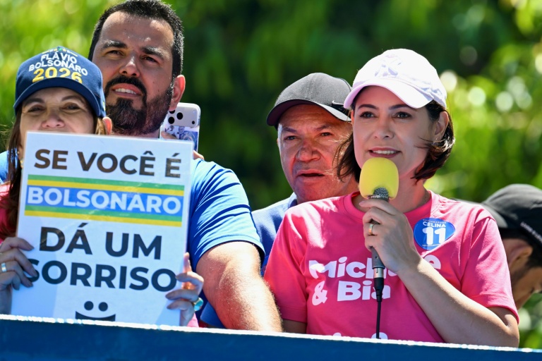 La candidate au Sénat pour le Parti libéral, Michelle Bolsonaro, lors d'un meeting à Brasilia, au Brésil le 19 septembre 2026