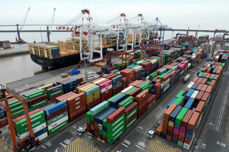 Des conteneurs au port de Buenos Aires, le 9 septembre 2025 en Argentine