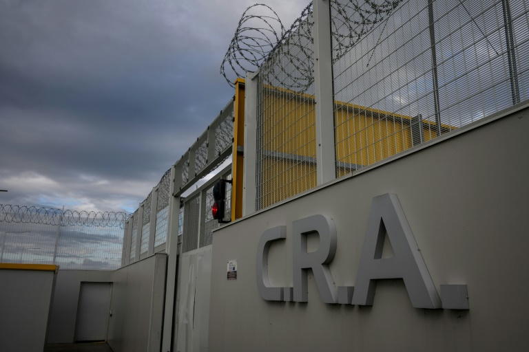 Un Centre de rétention administrative (CRA) à Colombier-Saugnieu, le 24 octobre 2024 dans le Rhône