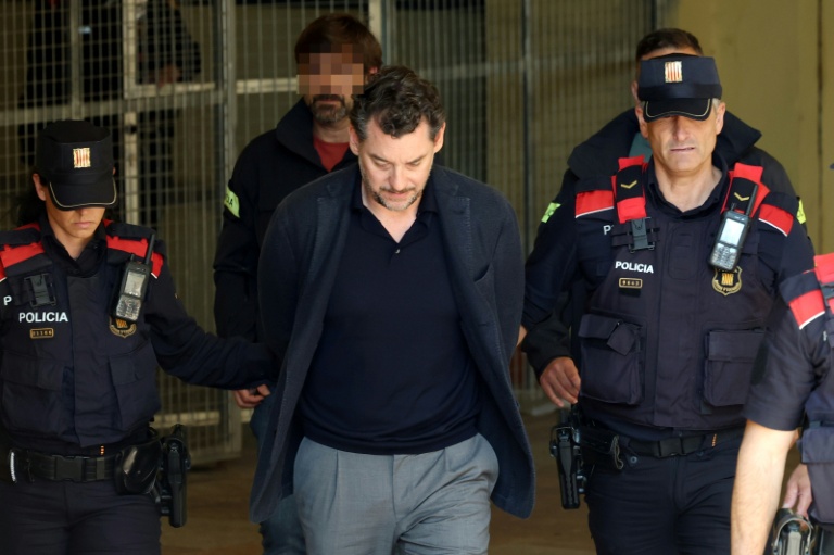 Jonathan Andic sous escorte policière à Martorell près de Barcelone en Espagne le 19 mai 2026