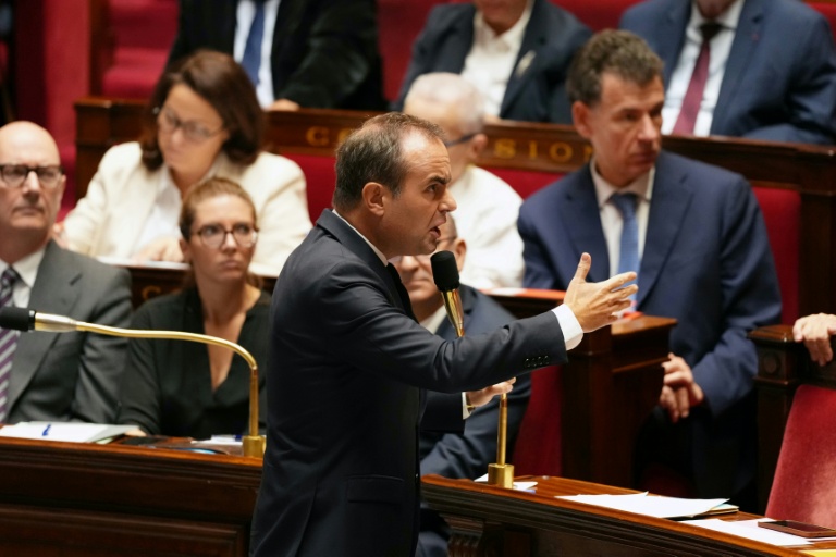 Le Premier ministre Sébastien Lecornu à l'Assemblée nationale à Paris, le 6 octobre 2026
