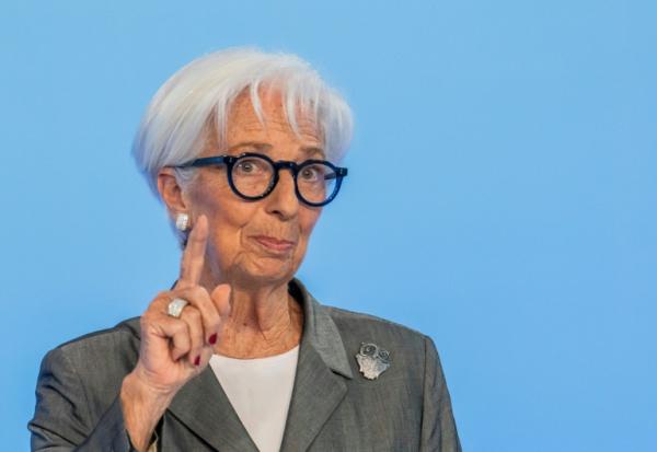 La présidente de la Banque centrale européenne (BCE), lors d'une conférence de presse après une réunion de l'institution, à Francfort le 23 juillet 2026