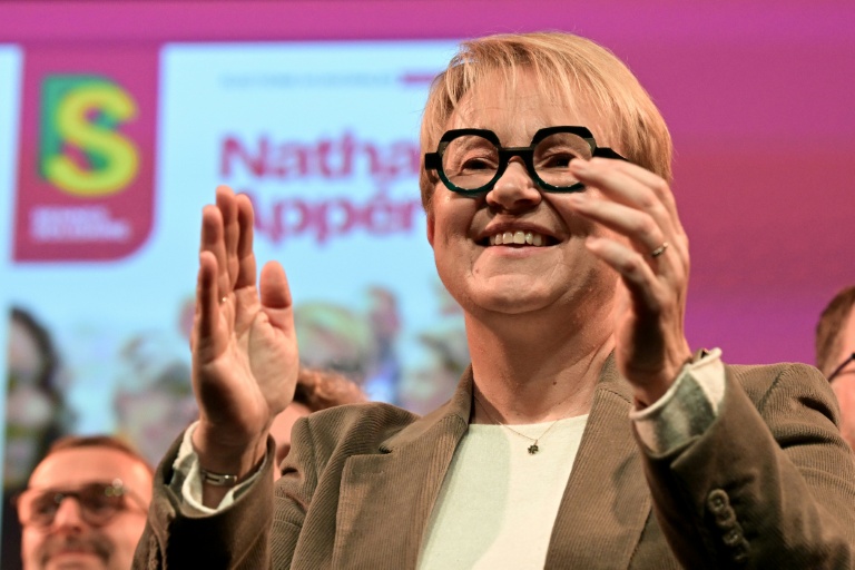 La maire socialiste sortante de Rennes, Nathalie Appéré, candidate à sa réélection, lors d'un meeting de campagne à Rennes, le 2 février 2026