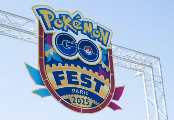Le logo de Pokemon Go Fest 2025 au Parc de Sceaux dans le sud de Paris, le 13 juin 2025
