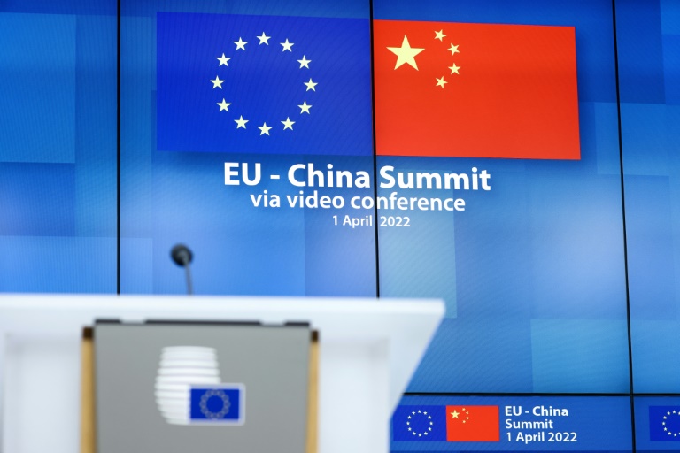 Salle de presse lors d'un sommet virtuel entre dirigeants européens et chinois, le 1er avril 2024