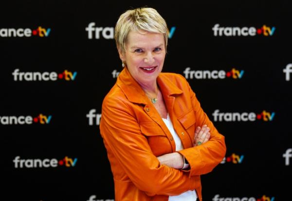 Elise Lucet, présentatrice de l'émission Cash Investigation, pose le 8 juillet 2025 à Paris 