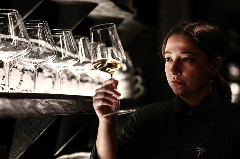 Agnese Morandi, la sommelière italienne du deux étoiles Table, à Paris, le 27 novembre 2025 