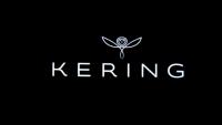 Kering, qui tente depuis des années de relancer sa marque phare Gucci, présente mercredi son chiffre d'affaires du troisième trimestre, première publication financière depuis l'arrivée en septembre de Luca de Meo au poste de directeur général