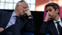 Édouard Philippe (gauche) et Gabriel Attal à Saint-Denis près de Paris le 6 avril 2025
