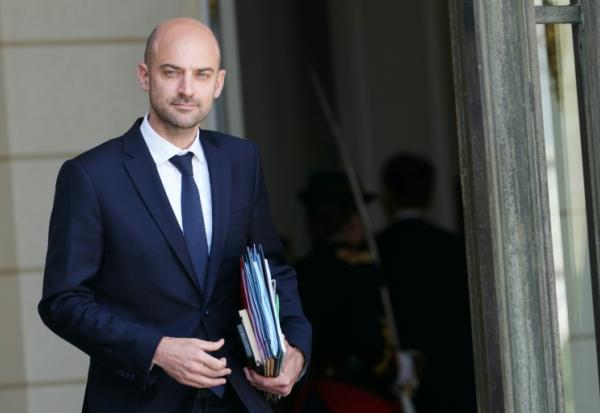 Le ministre français des Affaires étrangères  Jean-Noël Barrot quitte l'Elysée après le conseil des ministres le 22 juillet 2026 à Paris