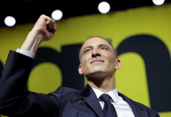 Raphaël Glucksmann, leader du parti Place Publique, lors d'un meeting à Aubervilliers, le 13 juin 2026 en Seine-Saint-Denis
