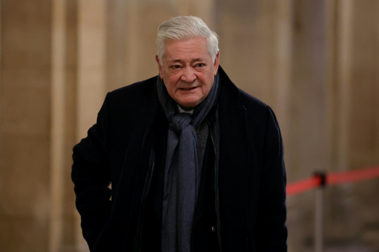 L'ancien eurodéputé et ex N.2 du FN, Bruno Gollnisch, à la cour d'appel de Paris, le 14 janvier 2026