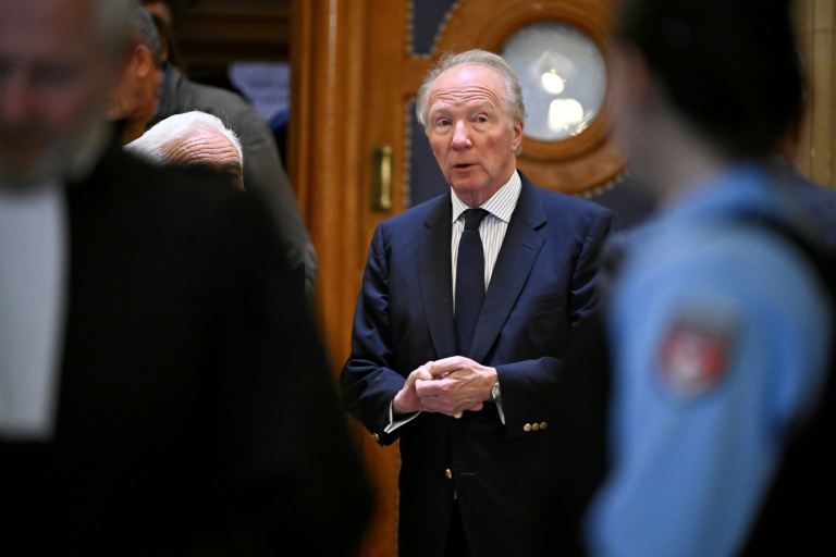 L'ex-ministre de l'Intérieur Brice Hortefeux le 16 mars 2026 au procès en appel de Nicolas Sarkozy dans l'affaire du financement libyen, à Paris 