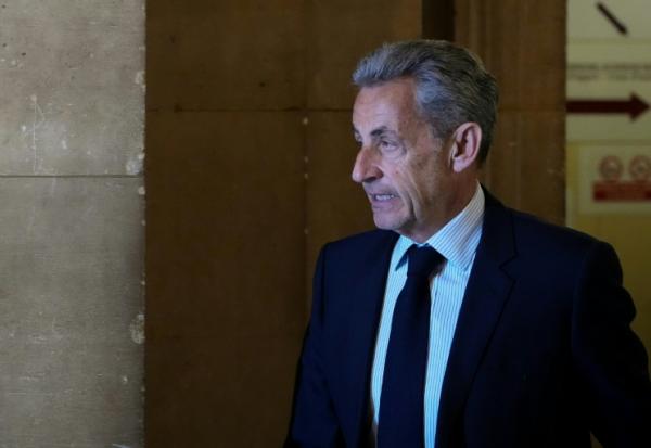 L'ancien président Nicolas Sarkozy arrive au palais de justice de Paris le 29 avril 2026